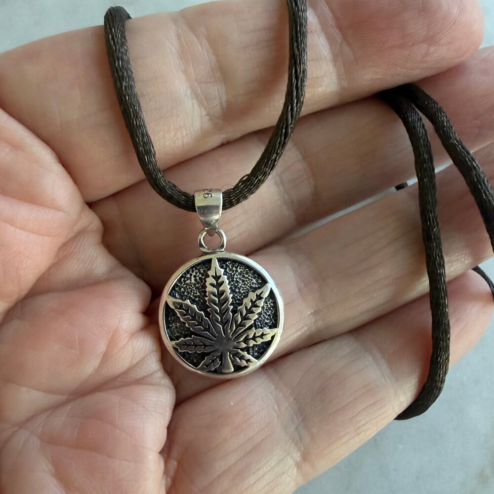 Sterling Silver Cannabis Leaf Pendant Silk Necklace - Picture 4 of 7